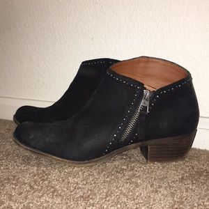 Lucky Brand Women’s Benna Studded Boot - size 7.5M